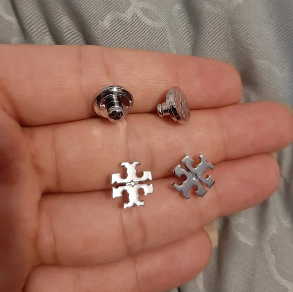 Tory Burch kira stud earrings silver new - Picture 6 of 10